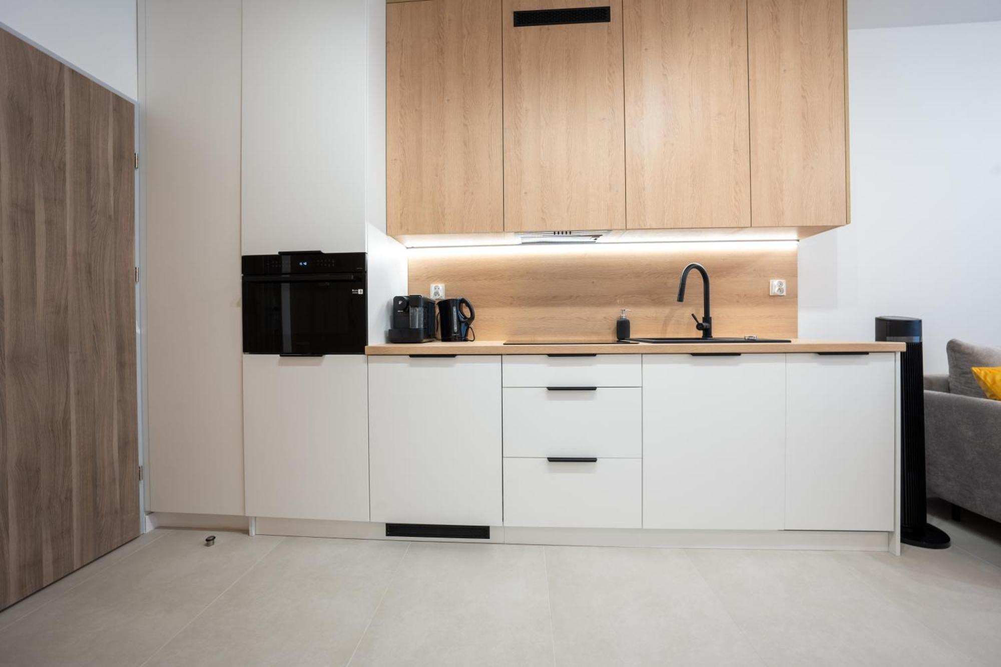 Miodowy Apartament Z Duzym Tarasem W Rewalu, Blisko Morza Luaran gambar